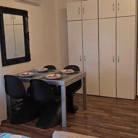 Berg Messe 1, W-lan, Homeoffice アパート