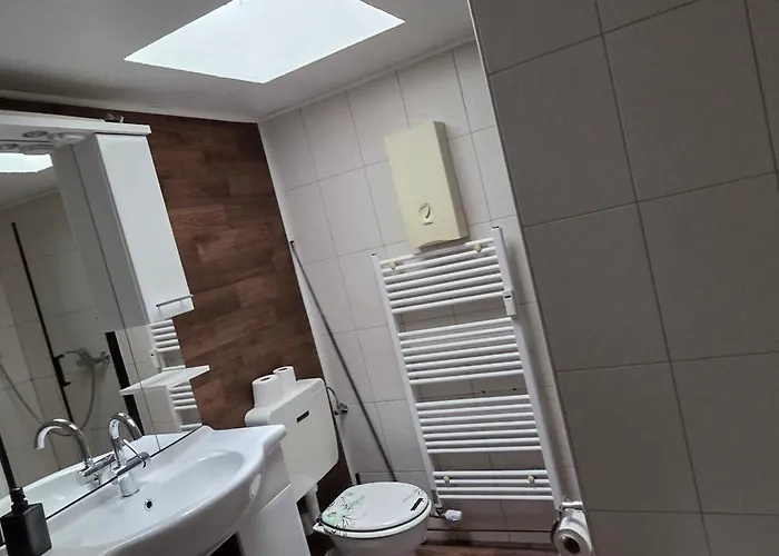 Berg Messe 1, W-lan, Homeoffice アパート ベルギッシュ・グラートバッハ